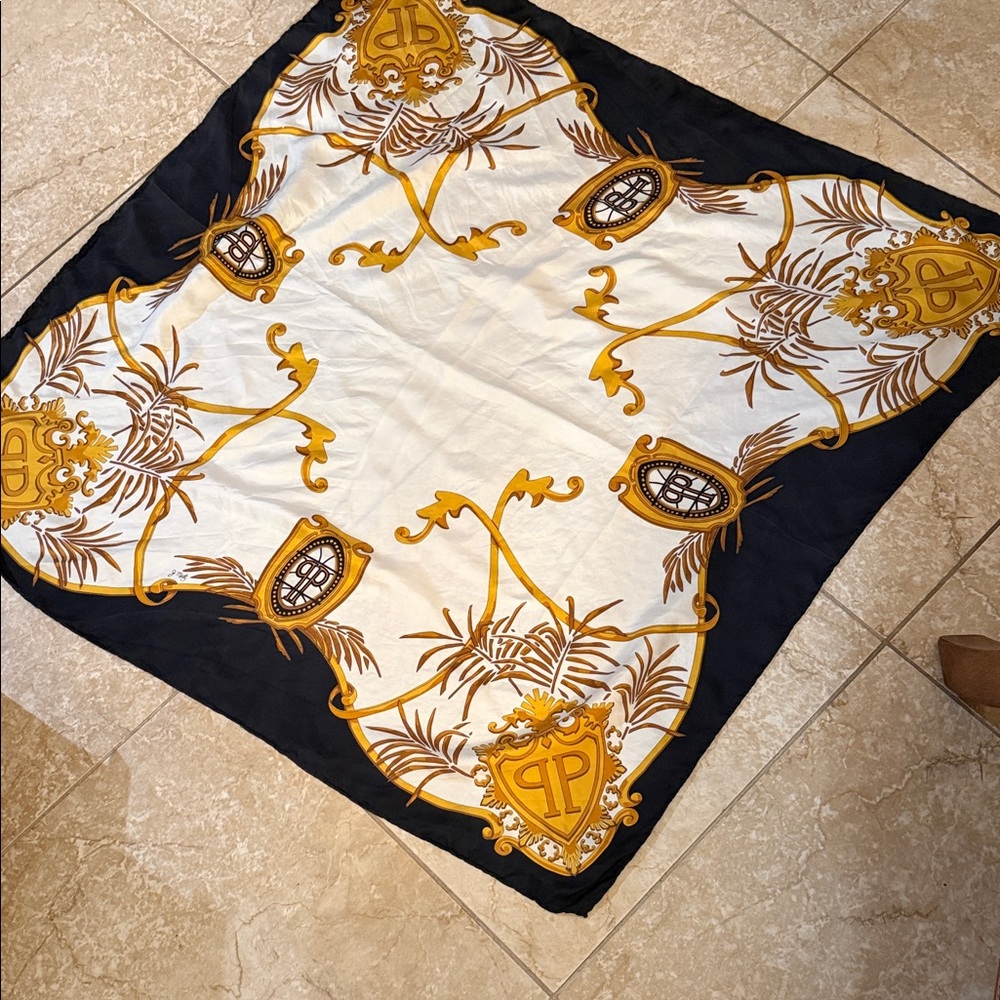 Classic Scarf in Black, White & Gold Crest Motif
